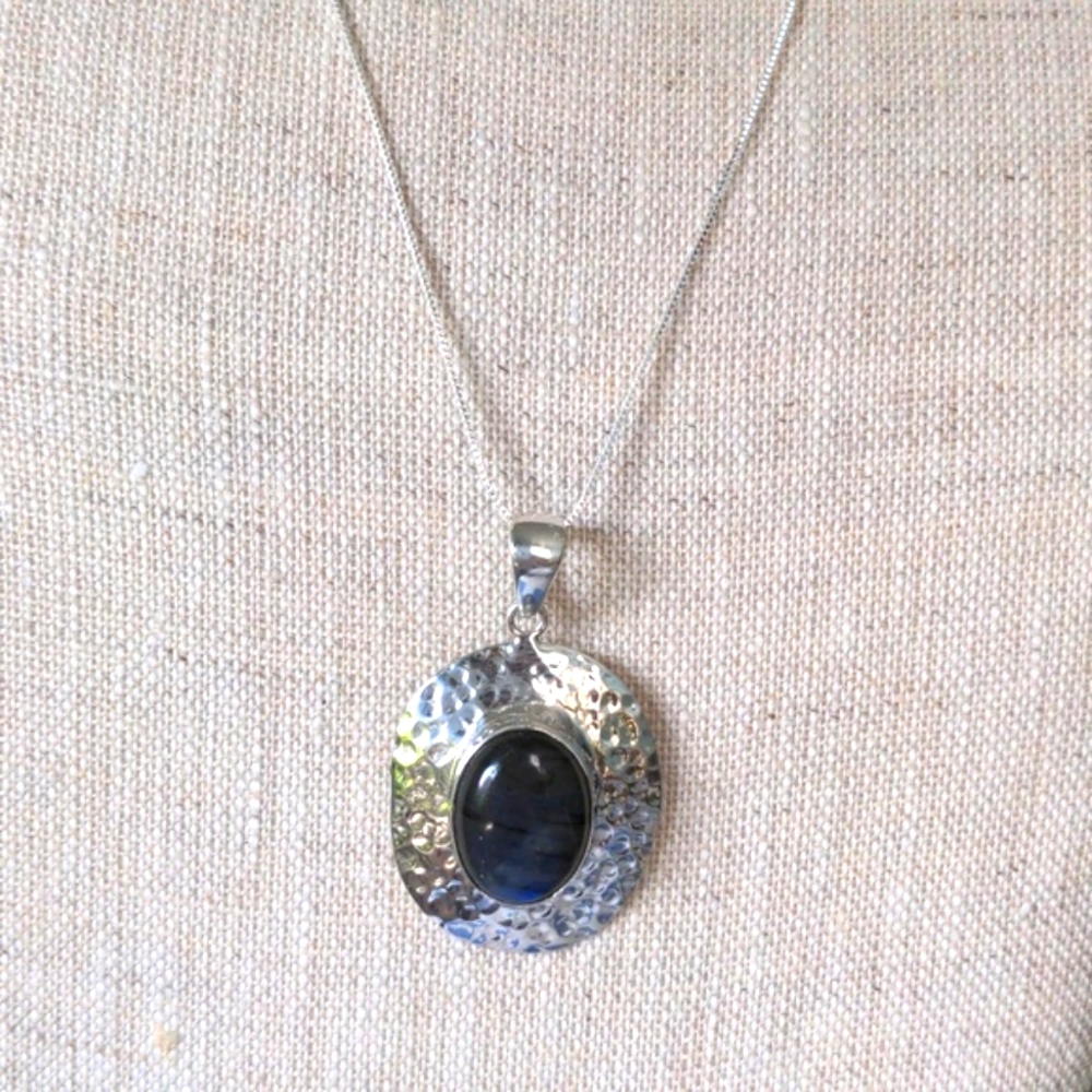 Blue Flash Labradorite & Solid Sterling Silver Pe… - image 1
